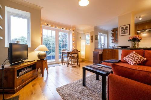Quiet & Calm Apartment With Garden