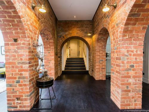 Luxury 3bdr Conversion W/private Rooftop Terrace
