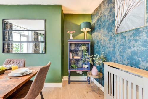 2 Bedroom Cosy Apartment, Powis Square - Brighton