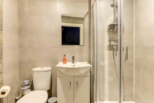 2 Bedroom Cosy Apartment, Powis Square - Brighton