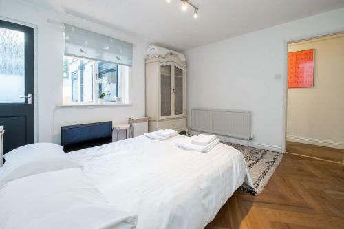 Apartamento Stylish & Charming Regency Flat With Retro Feel
