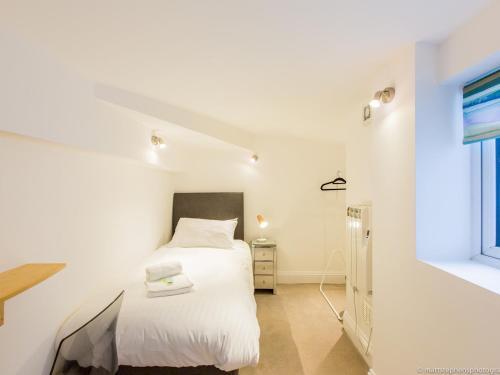 *new* Luxury 3bdr Property W/conservatory & Garden