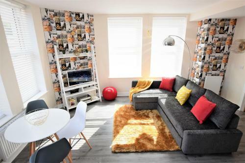 The Old Bank - Your Apartment