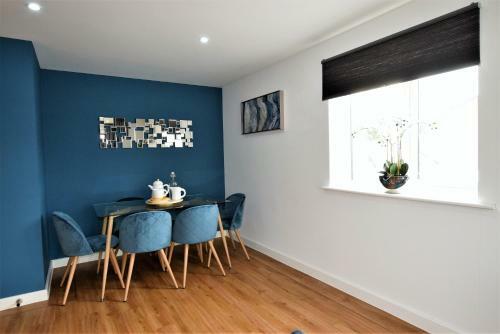 Savoy Court - Your Apartment