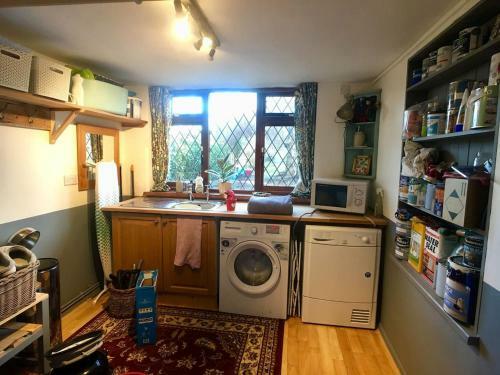 Mycityhaven - The Siston Cottage