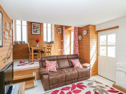 Avonside Cottage