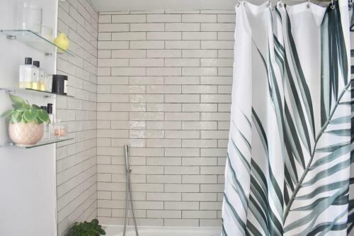3bd Beautiful Hove Townhouse In Prime Location