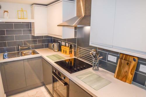 Anstey Heights Apartments