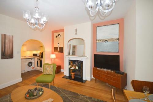 Apartamento Homely Flat In Prime Location