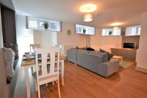 Oakfield Place - Your Apartment