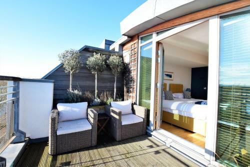 Brunel's View - Your Apartment