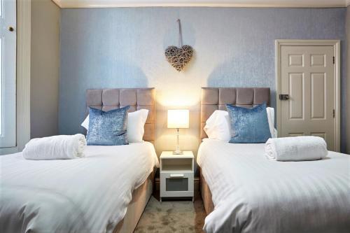 The Sunningdale - Your Apartment