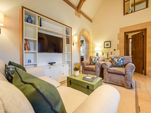 Coach House, Saintbury