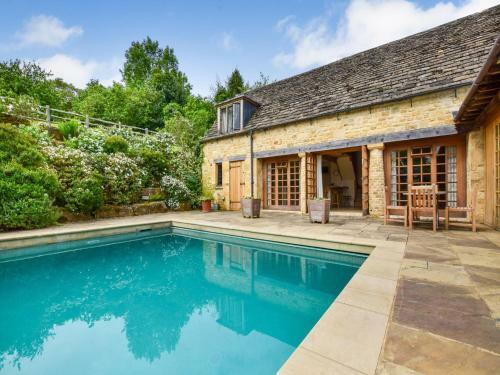 Coach House, Saintbury