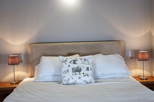 Bed & Breakfast The Tollemache Arms