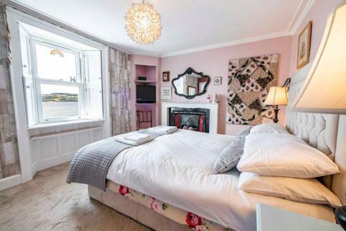 Apartamento ?the Quarterdeck ? Broughty Ferry Waterfront Home?