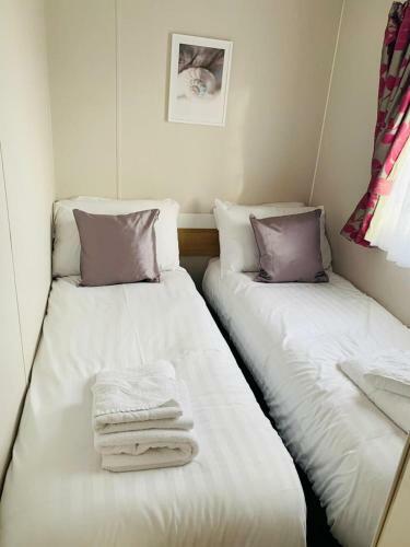 Charming 3-bed Caravan In Bude North Cornwall