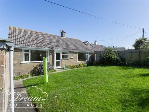 Hillview Bungalow, Burton Bradstock