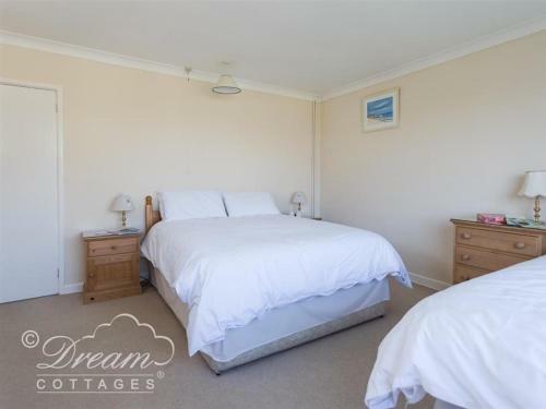 Hillview Bungalow, Burton Bradstock