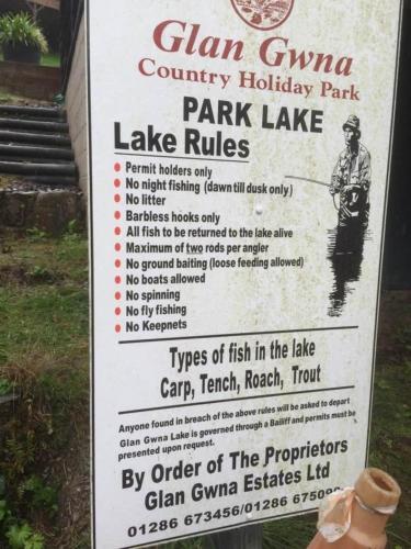 Glan Gwna Upper Lakeside Chalet Dog Friendly