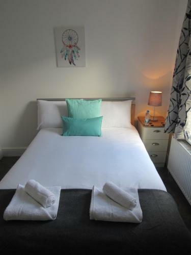 Hostal The Tas Suites - Tas Accommodations