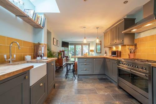 Stylish And Cosy Home In Central Cambridge