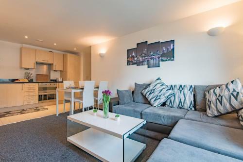The Contemporary Apartment