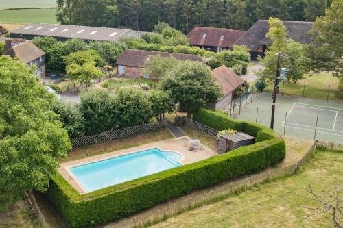 Great Higham Barn And Cottages
