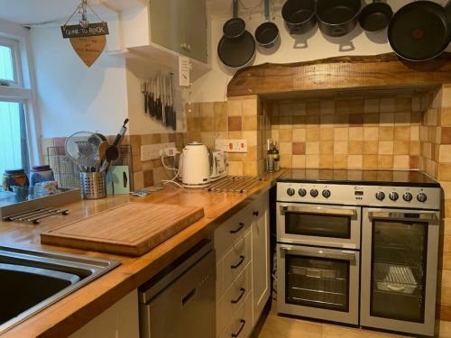 Lavender Cottage 3 Bedroom Sleeps 5