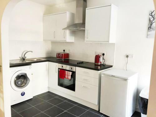 3 Fitzhamon Embankment Apartments