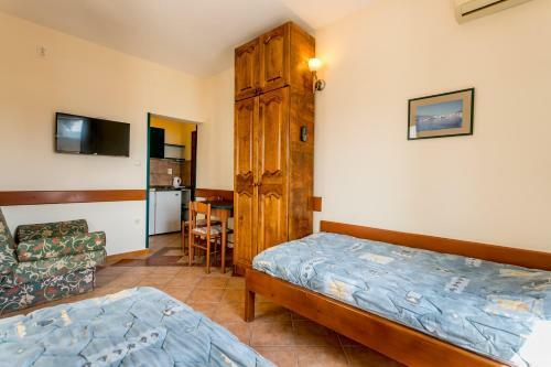Apartments Maslina