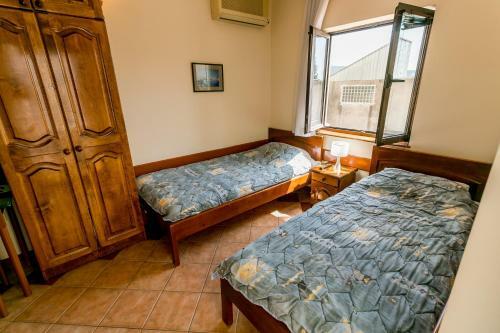 Apartments Maslina