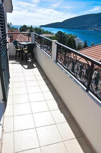 Hostal Apartments Pavlovic