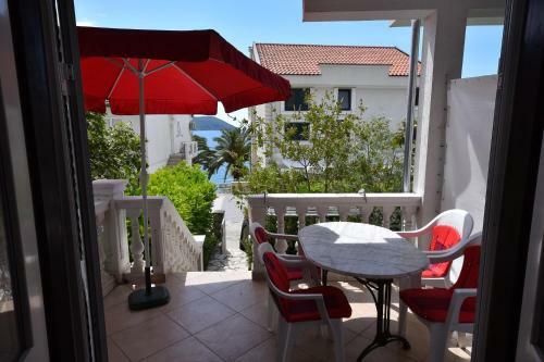 Nikic Apartments