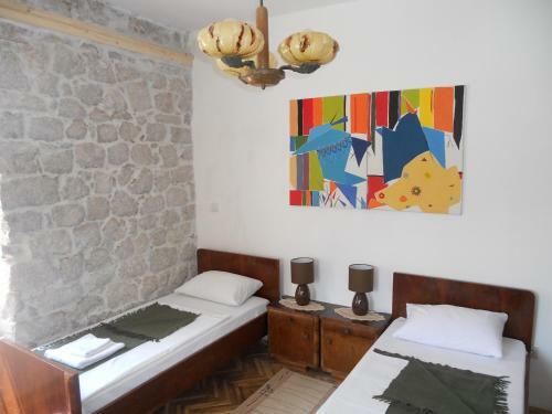 Apartments Laros
