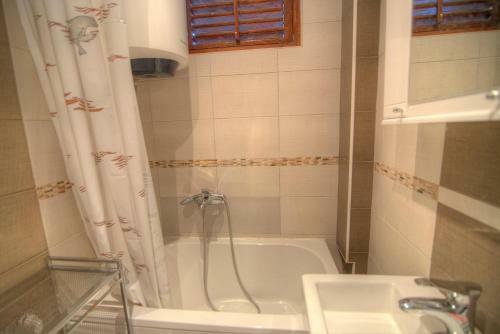 Apartments Laros