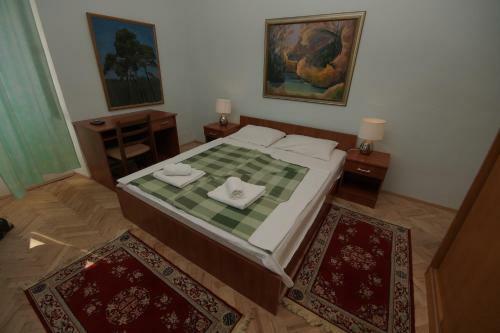 Apartments Laros