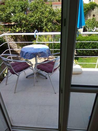 Apartments Laros