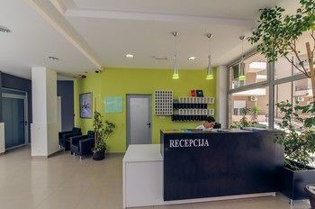 Novi Apartments