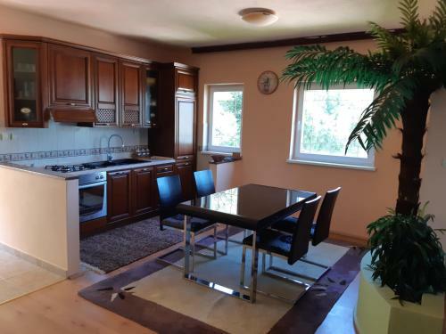 Villa Garden Apartments