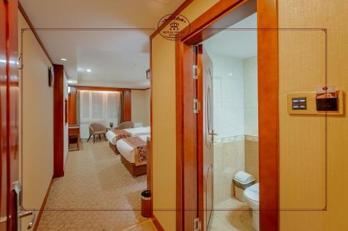 Royal House Hotel