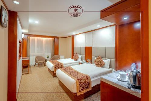 Royal House Hotel