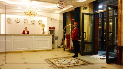 Royal House Hotel