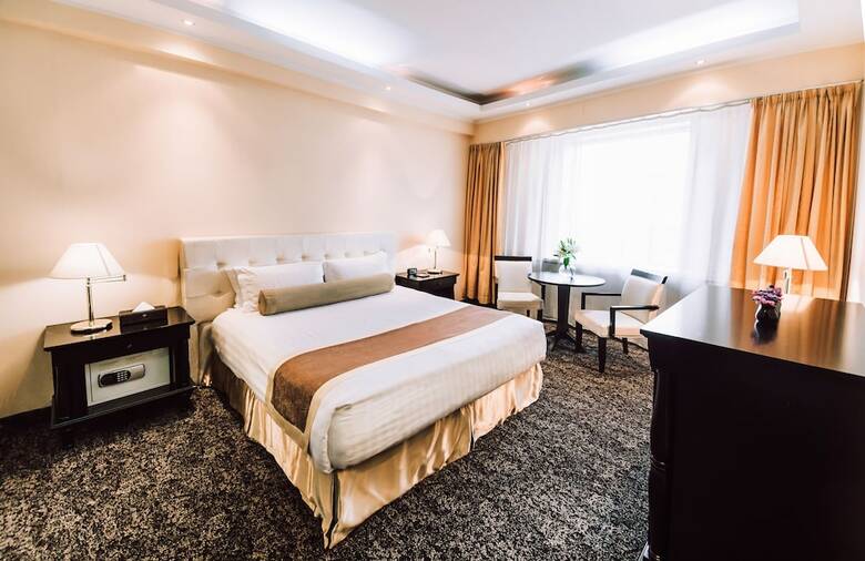 Chinggis Khaan Hotel