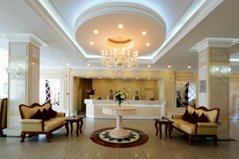 Bayangol Hotel