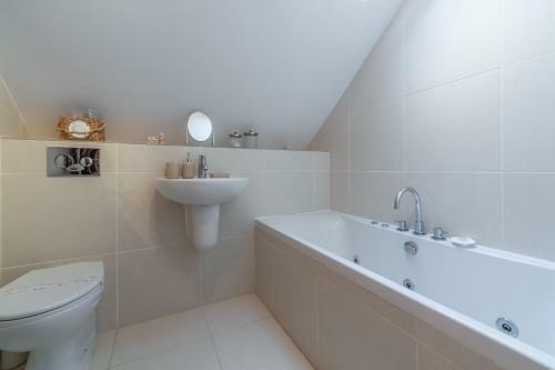 9 Fernhill Penthouse
