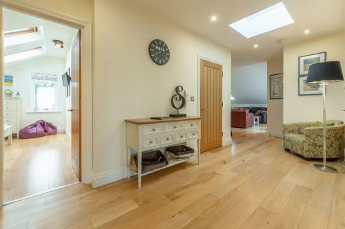 7 Sandy Lane