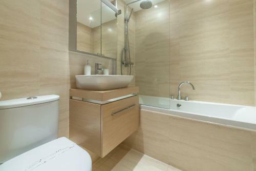 3 Sandy Lane