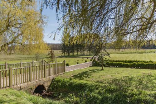 Honeywood Lodge
