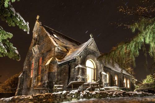 Villa Mountain Church